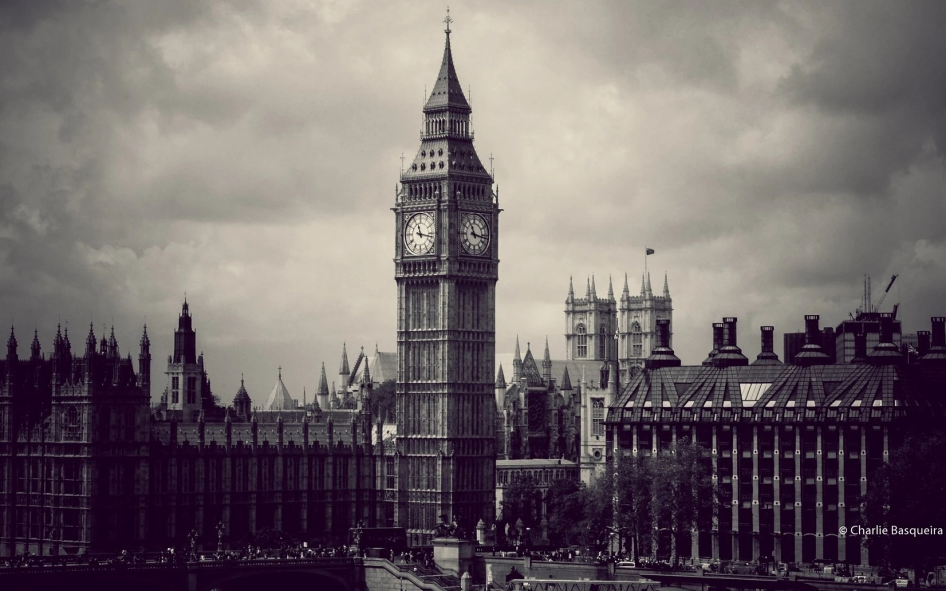 Big ben dvejetainiai opcionai kaip užsidirbti papildomų pinigų internete Australija