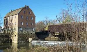 bollingerio juostos dvejetainių opcionų sistema)