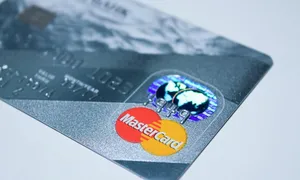 debeto mastercard į bitcoin prekybą)