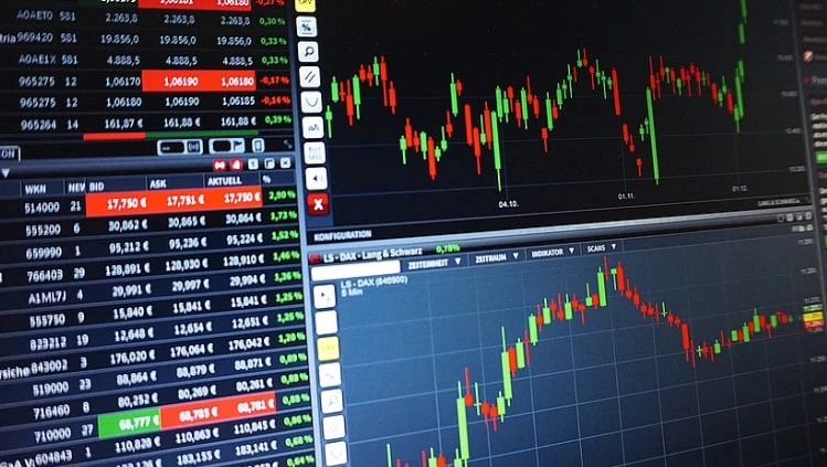 žalios naftos prekyba Forex)