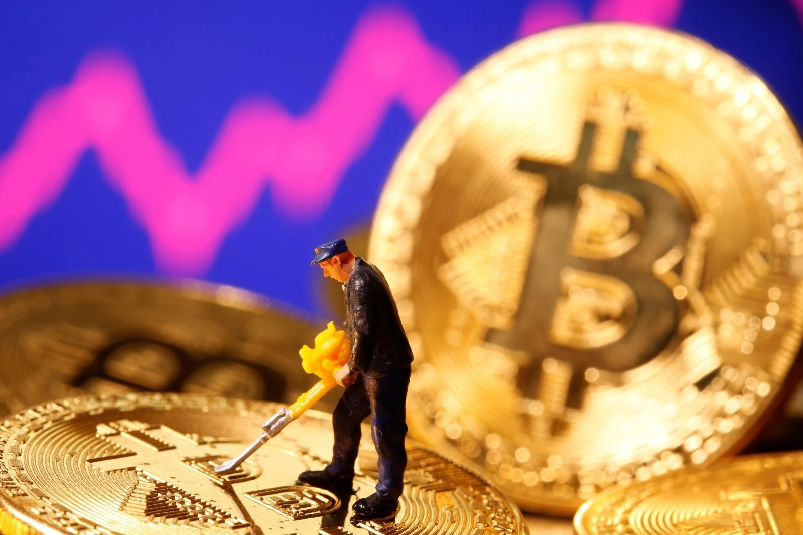 bitcoin investavimas euras)